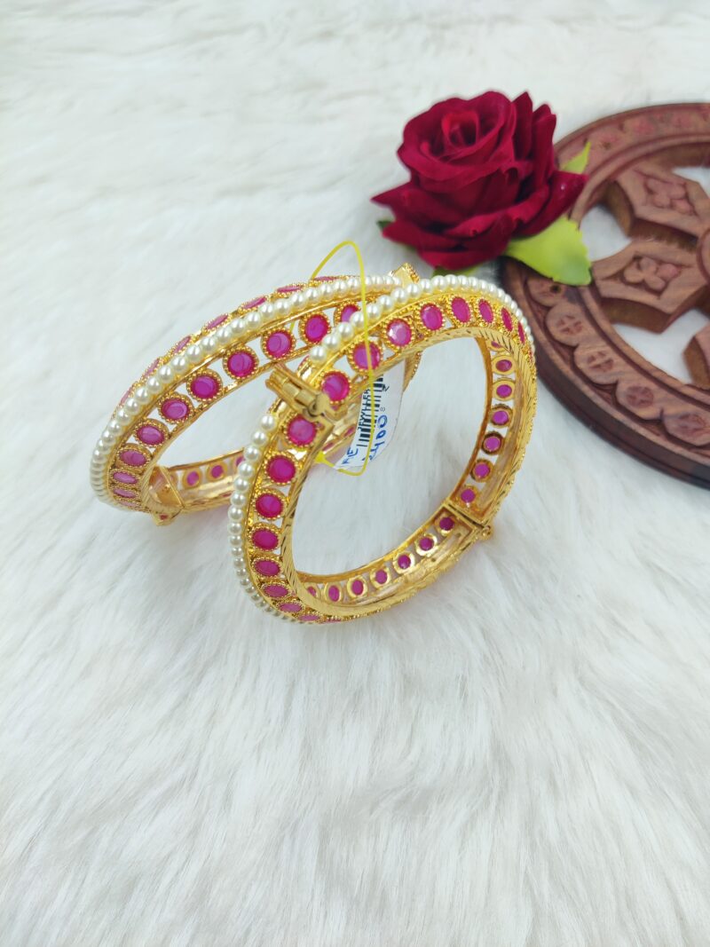 Moti Bangles